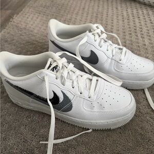 Nike Big Kids Airforce 1s